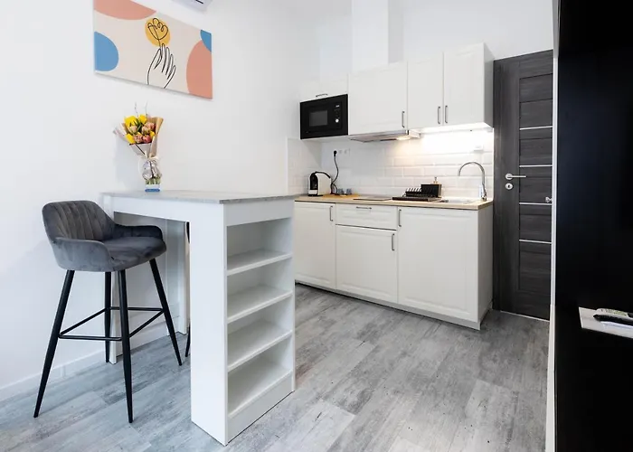 Roomstore Aparthotel 3*