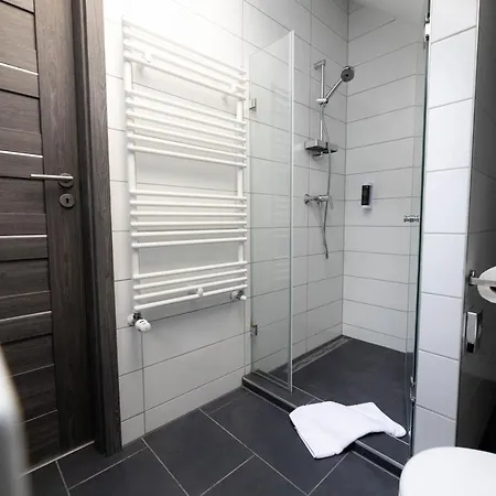 Appart hôtel Roomstore Eger