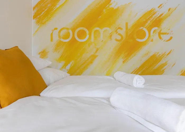 公寓式酒店 Roomstore