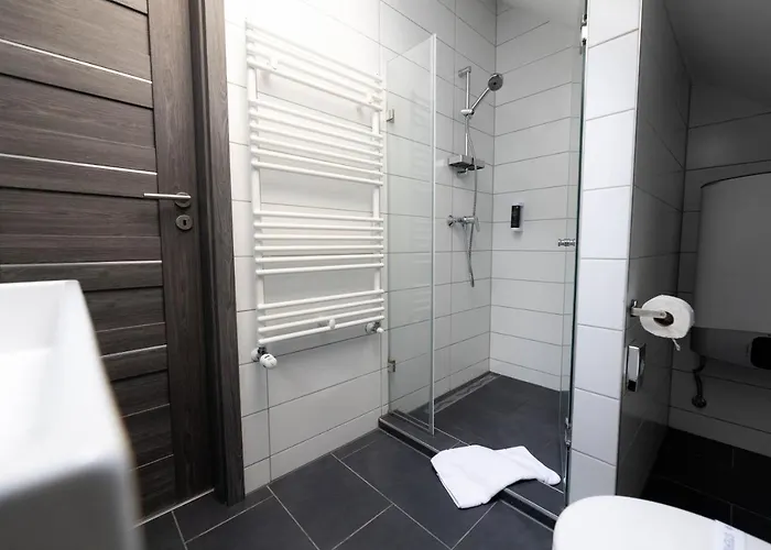 公寓式酒店 Roomstore 埃格尔